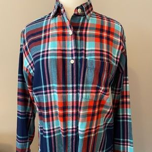 Old Navy the boyfriend shirt plaid flannel, size M, excellent condition
